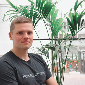 Bravidan projektipäällikkö Henrik Peltomaa kertoo, että luottaa laadukkaana toimittajana tunnetun KL-Lämmön tuotteisiin ja palveluihin.